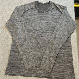 LULULEMON size L men's metal vent tech long sleeve tee